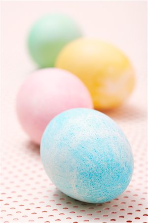 simsearch:700-01173313,k - Painted Eggs Stock Photo - Rights-Managed, Code: 700-00935213