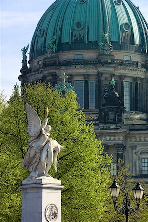 simsearch:600-01579379,k - Berlin Cathedral, Berlin, Germany Stock Photo - Rights-Managed, Code: 700-00954887