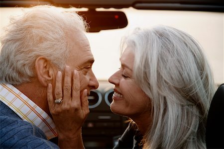 simsearch:600-02346335,k - Couple in Car Stock Photo - Rights-Managed, Code: 700-00983397