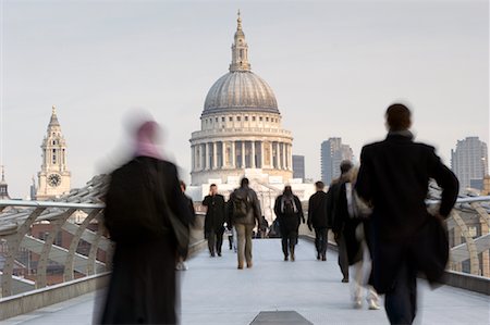 simsearch:841-06805788,k - Commuters on the Millenium Bridge, St. Paul's Cathedral in Background, London, England Stock Photo - Rights-Managed, Code: 700-01029731