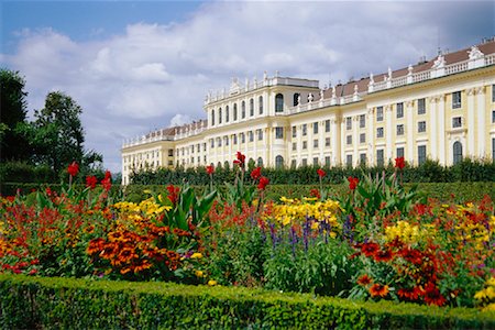 schonbrunn palace garden vienna austria - Schoenbrunn Palace and Gardens, Vienna, Austria Stock Photo - Rights-Managed, Code: 700-01030343