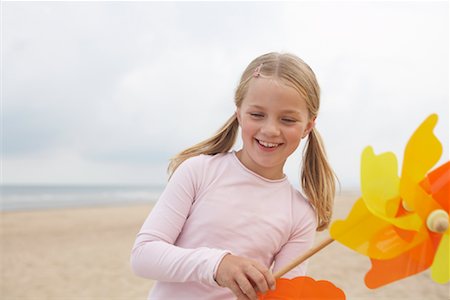 simsearch:700-01042733,k - Portrait of Girl on Beach Stock Photo - Rights-Managed, Code: 700-01042730