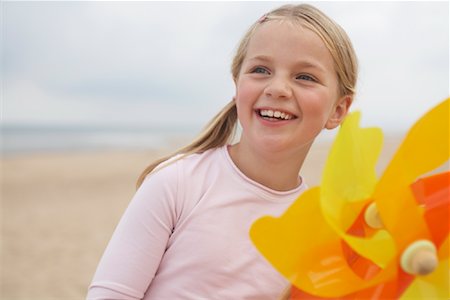 simsearch:700-01042733,k - Portrait of Girl on Beach Stock Photo - Rights-Managed, Code: 700-01042731