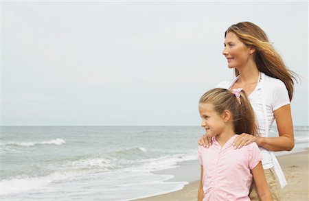simsearch:700-01042880,k - Portrait of Mother and Daughter at Beach Stock Photo - Rights-Managed, Code: 700-01042879