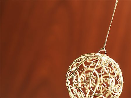 simsearch:700-01083071,k - Christmas Ornament Stock Photo - Rights-Managed, Code: 700-01072326