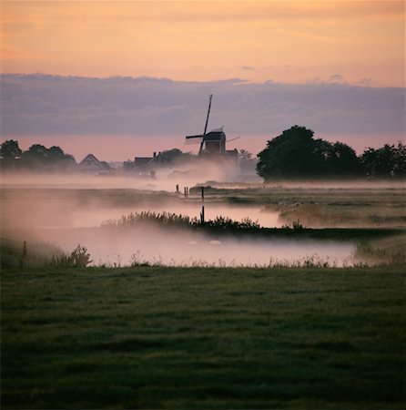 simsearch:700-01196029,k - Windmill in Foggy Field, Leidschendam, Netherlands Stock Photo - Rights-Managed, Code: 700-01072728