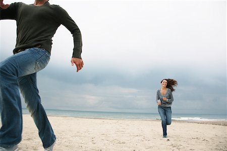 simsearch:700-01042708,k - Couple Running on Beach Stock Photo - Rights-Managed, Code: 700-01082867