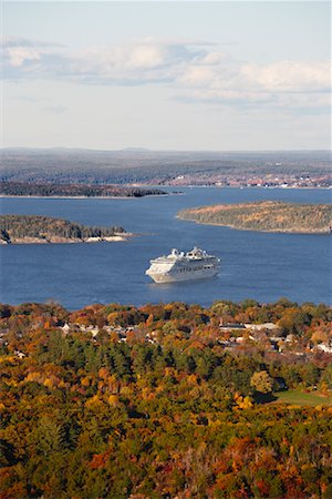 simsearch:700-00078908,k - Cruise Ship, Acadia National Park, Maine, USA Stock Photo - Rights-Managed, Code: 700-01111265