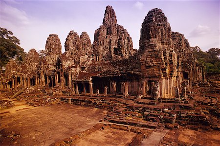 simsearch:700-00681098,k - Bayon Temple, Angkor Thom, Siem Reap, Cambodia Foto de stock - Con derechos protegidos, Código: 700-01112226