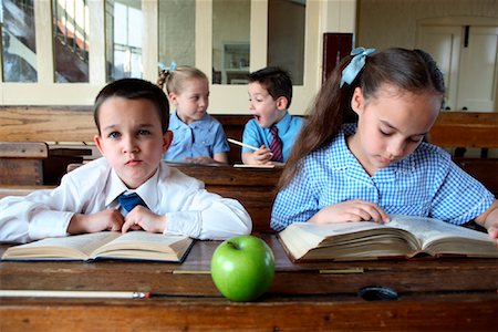 simsearch:700-00150473,k - Children in Classroom Stock Photo - Rights-Managed, Code: 700-01173180
