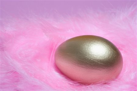 simsearch:700-01173313,k - Golden Easter Egg Stock Photo - Rights-Managed, Code: 700-01173321