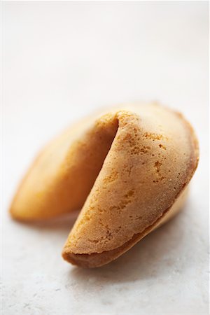 superstition - Fortune Cookie Stock Photo - Rights-Managed, Code: 700-01183182