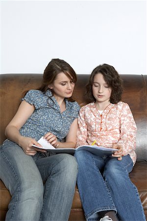 simsearch:400-05749563,k - Mother and Daughter Reading Together Stock Photo - Rights-Managed, Code: 700-01198968