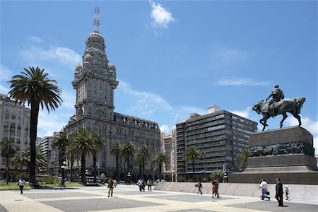 simsearch:700-02594225,k - Independence Plaza, Montevideo, Uruguay Stock Photo - Rights-Managed, Code: 700-01199738