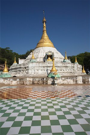 simsearch:700-03685862,k - Temple, Yangon, Myanmar Stock Photo - Rights-Managed, Code: 700-01223846