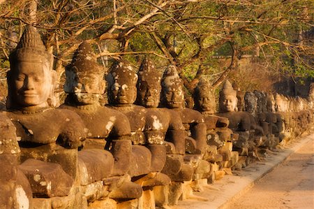 simsearch:700-00681098,k - Statues, Angkor Thom, Siem Reap, Cambodia Foto de stock - Con derechos protegidos, Código: 700-01248505