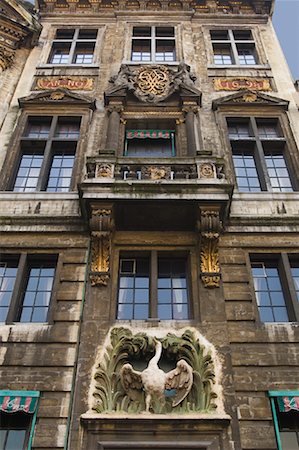 statues on building top - Building, Brussels, Belgium Stock Photo - Rights-Managed, Code: 700-01249159