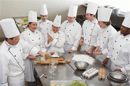 Chefs in Kitchen Foto de stock - Con derechos protegidos, Código: 700-01275212