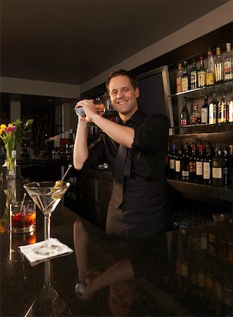 Bartender Making Martini Stock Photo - Rights-Managed, Code: 700-01275262