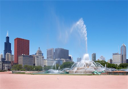 Grant Park and The Buckingham Fountain, Chicago, Illinois, USA Stock Photo - Rights-Managed, Code: 700-01374725