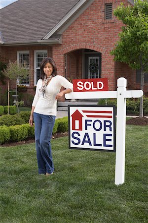 sold sign - Portrait of Woman by Sold Sign Stock Photo - Rights-Managed, Code: 700-01494565