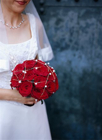 simsearch:600-03445540,k - Bride Holding Bouquet Stock Photo - Rights-Managed, Code: 700-01539041