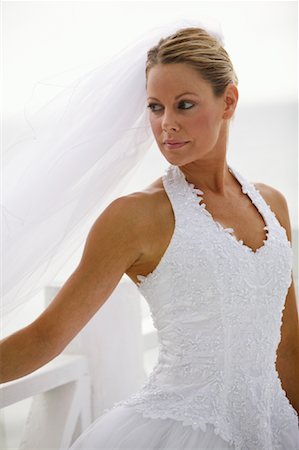 simsearch:600-03445540,k - Portrait of Bride Stock Photo - Rights-Managed, Code: 700-01574796