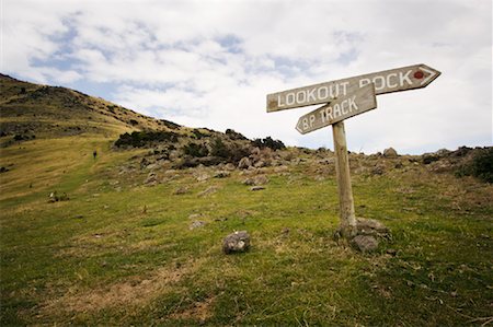 simsearch:600-03696739,k - Sign, Banks Peninsula Track, New Zealand Stock Photo - Rights-Managed, Code: 700-01579506