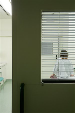 simsearch:700-00477489,k - Woman in Doctor's Office Stock Photo - Rights-Managed, Code: 700-01586936