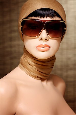 simsearch:700-03685912,k - Mannequin Stock Photo - Rights-Managed, Code: 700-01586931