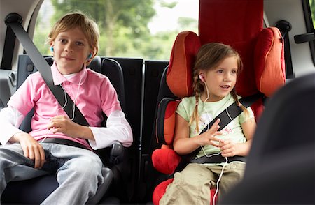 family inside car - Children Listening to Music in Car Stock Photo - Rights-Managed, Code: 700-01587083