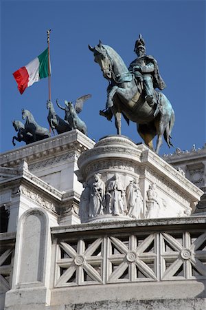 simsearch:700-03068466,k - Victor Emmanuel Monument, Piazza Venezia, Rome, Italy Stock Photo - Rights-Managed, Code: 700-01595831