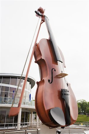 Giant Violin, Sydney, Nova Scotia, Canada Foto de stock - Con derechos protegidos, Código: 700-01614407