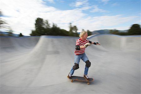 panning - Skateboarder on Ramp Stock Photo - Rights-Managed, Code: 700-01632841