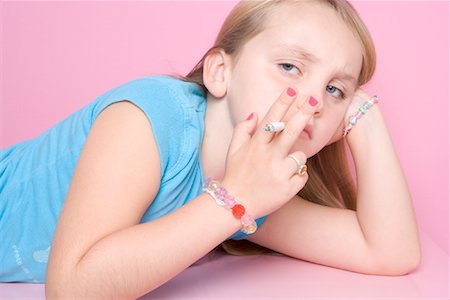 picture young girl smoking cigarette - Girl Smoking Cigarette Stock Photo - Rights-Managed, Code: 700-01633212