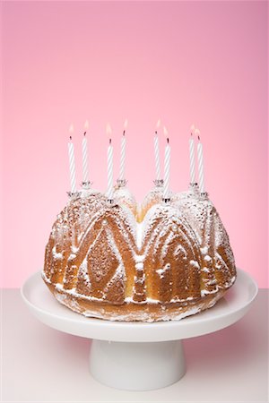 Birthday Bundt Cake Stock Photo - Rights-Managed, Code: 700-01716858