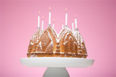 Birtday Cake on Pedestal Stock Photo - Rights-Managed, Code: 700-01716860