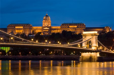 simsearch:700-08212979,k - Szechenyi Chain Bridge and Capital Building, Budapest, Hungary Stock Photo - Rights-Managed, Code: 700-01717746
