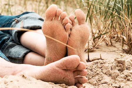 romantic couples anonymous - Feet in Sand, Netherlands Stock Photo - Rights-Managed, Code: 700-01742698