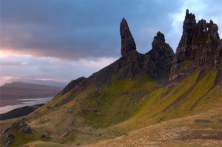 simsearch:700-03016994,k - The Old Man of Storr, Portree, Isle of Skye, Scotland Stock Photo - Rights-Managed, Code: 700-01788638