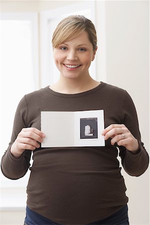 simsearch:700-00639454,k - Pregnant Woman With Ultrasound Picture Stock Photo - Rights-Managed, Code: 700-01837442