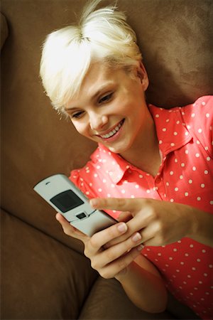 simsearch:700-01199784,k - Woman Reading Text Message Stock Photo - Rights-Managed, Code: 700-01837455