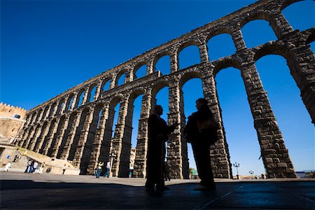 simsearch:855-08420585,k - Aqueduct of Segovia, Segovia, Segovia Province, Castilla y Leon, Spain Stock Photo - Rights-Managed, Code: 700-01879777