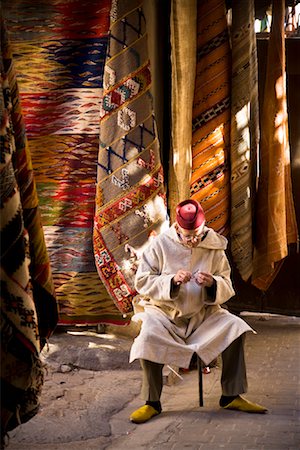 Magasin de tapis, médina de Fès, Maroc Photographie de stock - Rights-Managed, Code: 700-01879943