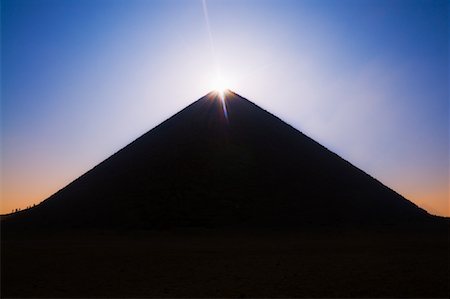 simsearch:600-02046686,k - The Red Pyramid, Pyramid Field of Dashur, Egypt Stock Photo - Rights-Managed, Code: 700-02046829