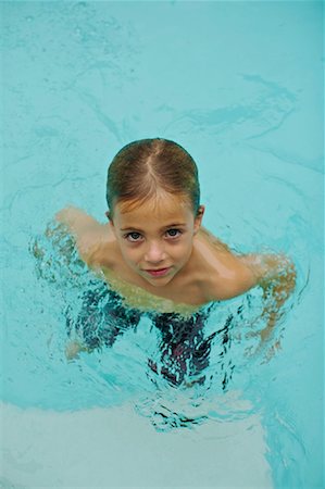 Portrait of Boy in Swimming Pool, Corona Del Mar, Newport Beach, California, USA Foto de stock - Con derechos protegidos, Código: 700-02046877