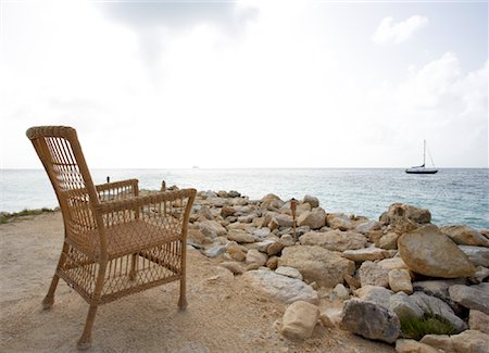 Wicker Chair at Coconut Grove Restaurant, Antigua Foto de stock - Con derechos protegidos, Código: 700-02063901