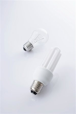 simsearch:700-01694250,k - Still Life of Incandescent Lightbulb and Energy Efficient Lightbulb Stock Photo - Rights-Managed, Code: 700-02130465