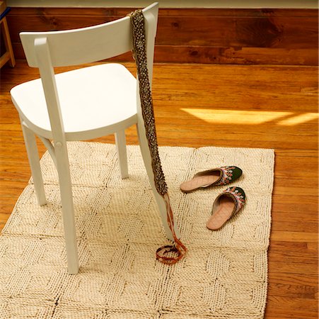 empty shoes - Chair on Woven Mat Stock Photo - Rights-Managed, Code: 700-02216994