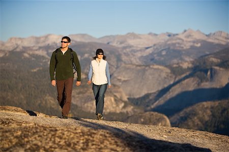 simsearch:600-01693945,k - Couple Hiking in Mountains, Yosemite National Park, California, USA Stock Photo - Rights-Managed, Code: 700-02245496